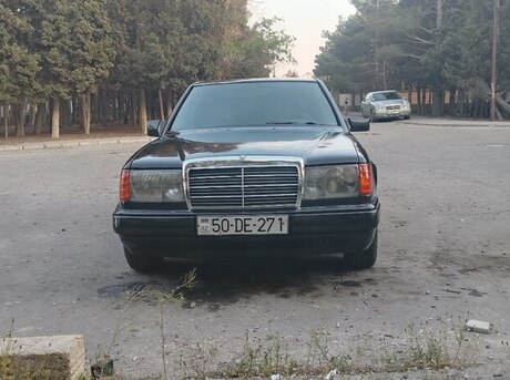 Mercedes 230 E 1987