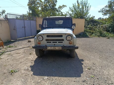 UAZ 469 1998