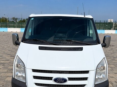 Ford Transit 2010