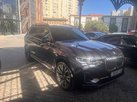 BMW X7 2019