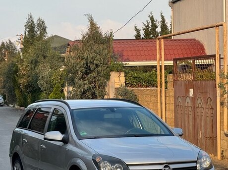 Opel Astra 2004