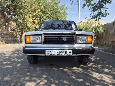 LADA (VAZ) 2107 2010