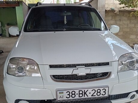 Chevrolet Niva 2011