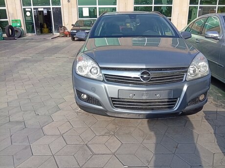 Opel Astra 2008