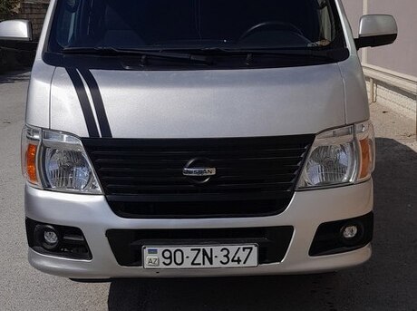 Nissan Urvan 2008