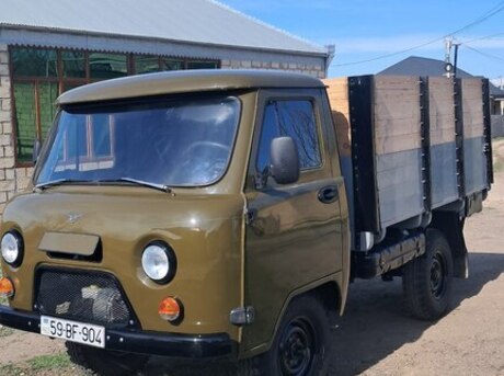 UAZ 3303 1989