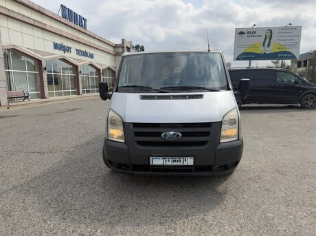 Ford Transit 2009
