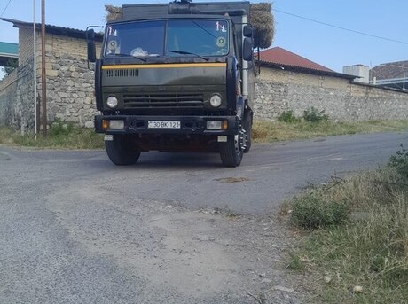 KamAz 53212 1990
