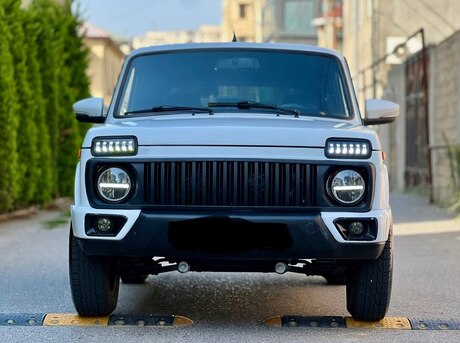 LADA (VAZ) Niva 2016