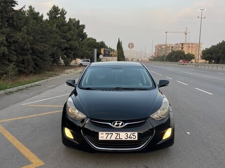 Hyundai Avante 2011