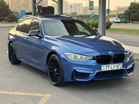 BMW 330 2015