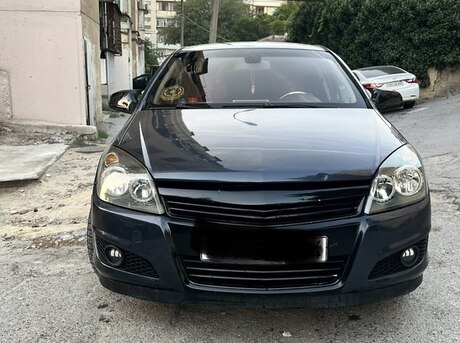 Opel Astra 2010