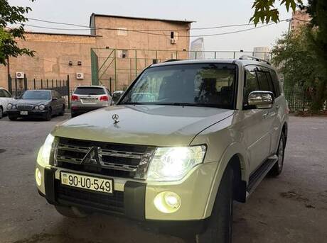 Mitsubishi Pajero 2008