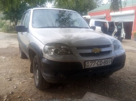 Chevrolet Niva 2010