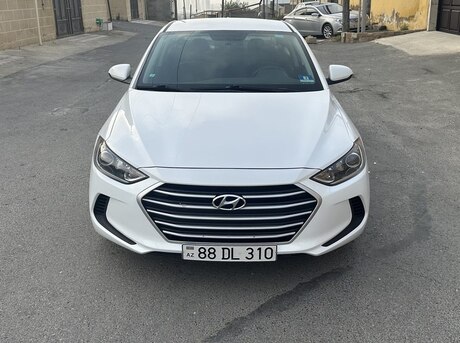 Hyundai Elantra 2017