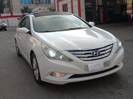 Hyundai Sonata 2010