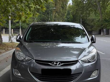 Hyundai Elantra 2013