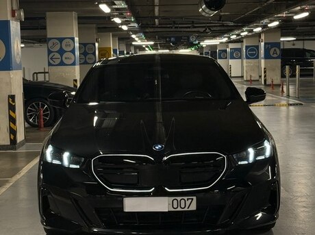 BMW i5 2023