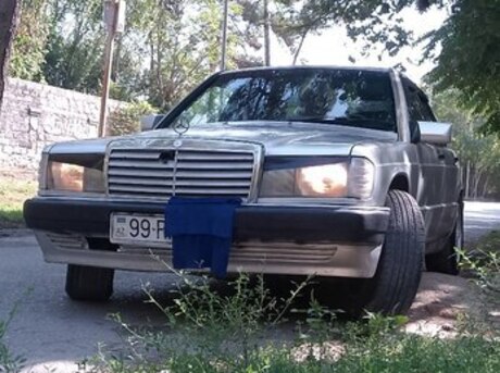 Mercedes 190 1992