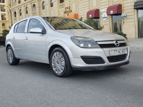 Opel Astra 2004