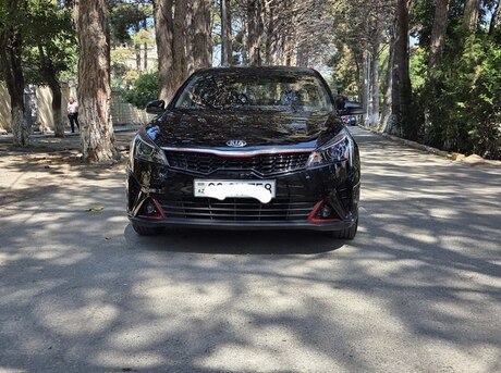 Kia Rio 2021