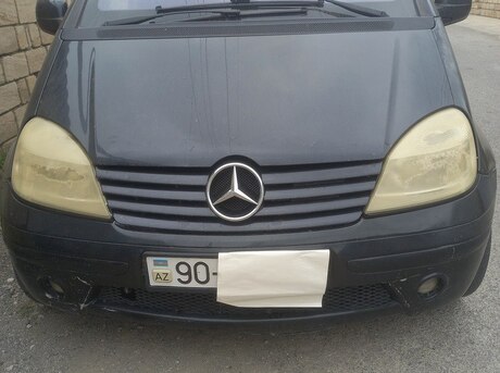 Mercedes Vaneo 2005