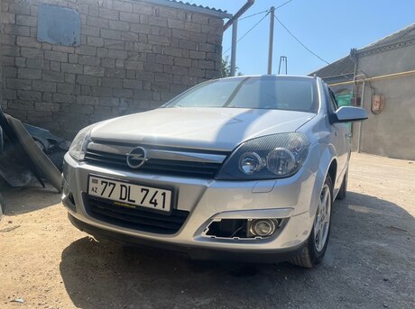 Opel Astra 2005