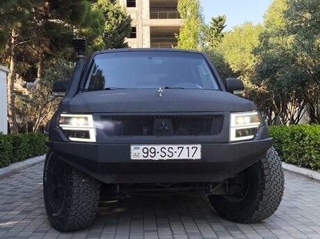 Mitsubishi Pajero 2008