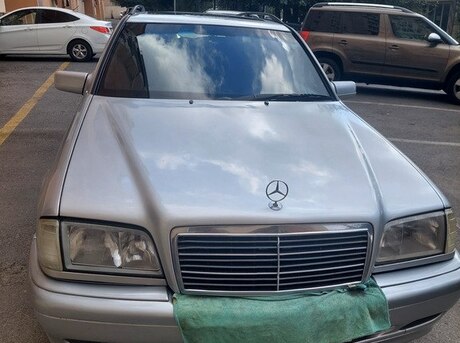 Mercedes C 220 2000