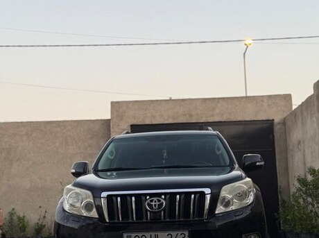 Toyota Land Cruiser Prado 2011