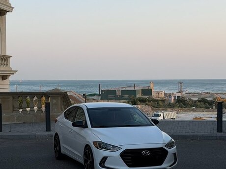 Hyundai Elantra 2016