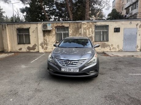 Hyundai Sonata 2011