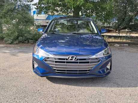 Hyundai Elantra 2020