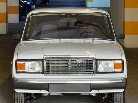 LADA (VAZ) 2107 2010