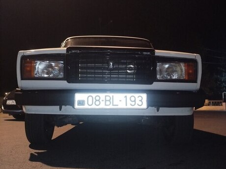 LADA (VAZ) 2107 2004