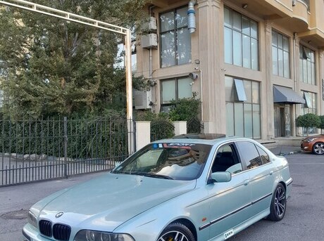 BMW 523 1998