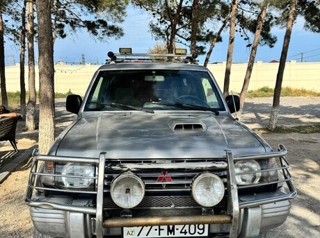 Mitsubishi Pajero 1996