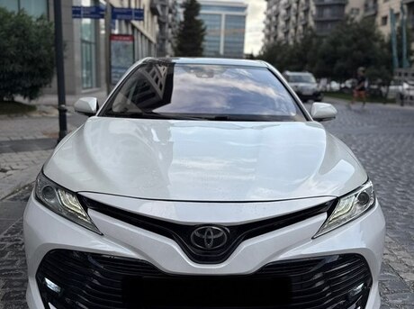 Toyota Camry 2018