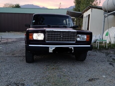 LADA (VAZ) 2107 2005