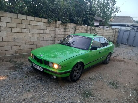BMW 525 1990