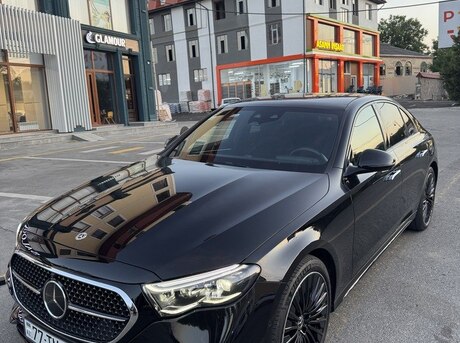 Mercedes E 300 e 4MATIC 2024