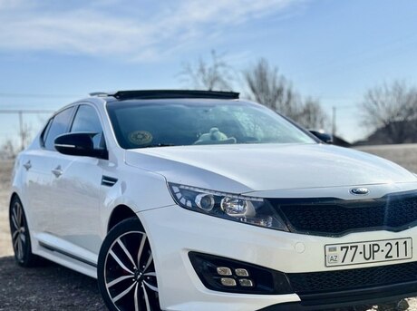 Kia K5 2011