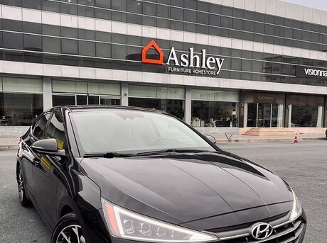 Hyundai Elantra 2019