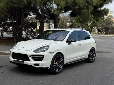 Porsche Cayenne Turbo 2010