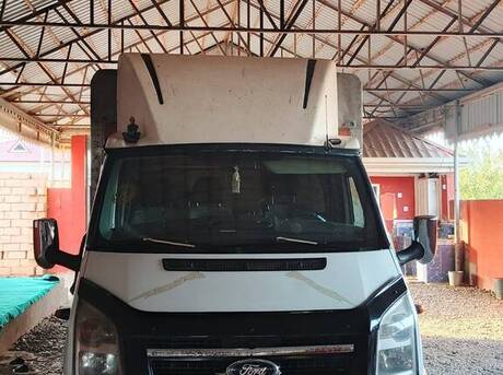 Ford Transit 2011