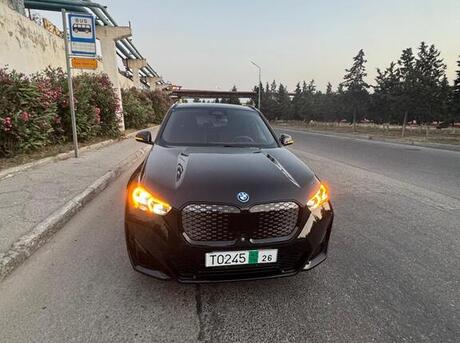 BMW  2024