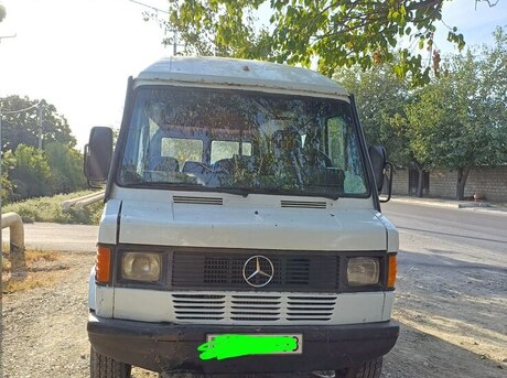 Mercedes 208 D 1994
