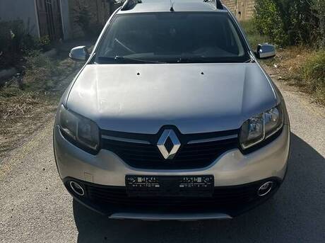 Renault Sandero Stepway 2015
