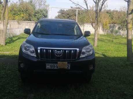 Toyota Land Cruiser Prado 2011