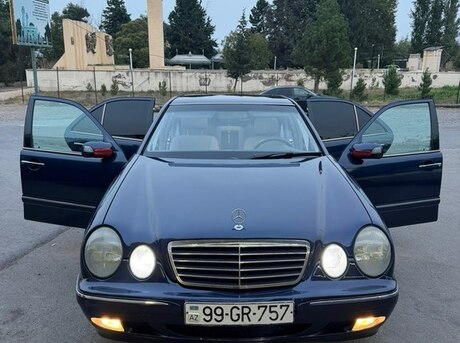 Mercedes E 240 2000